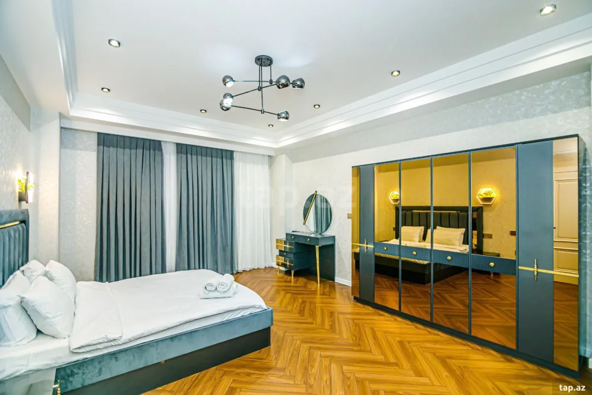 Kirayə verilir 3 otaqlı yeni tikili 125 m²