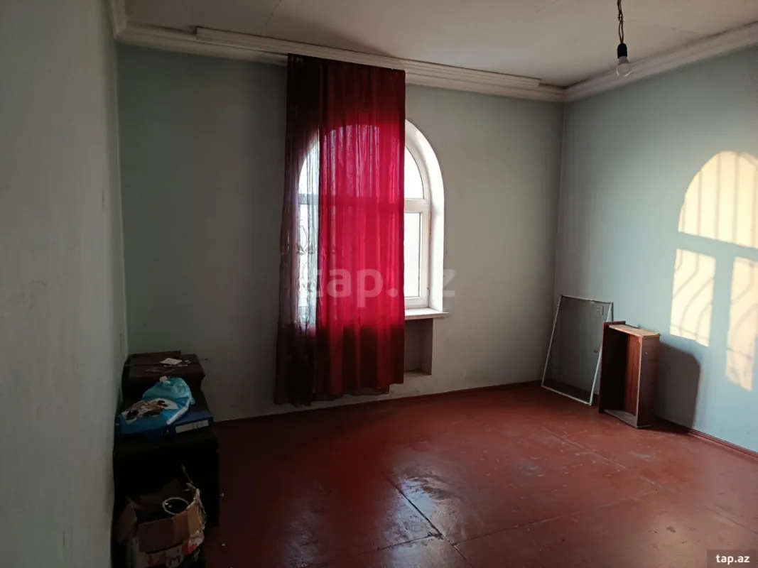 Satılır 5 otaqlı həyət evi