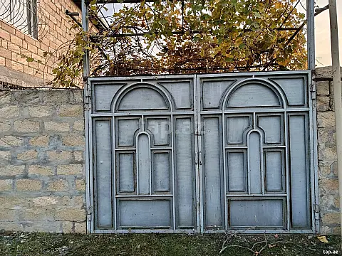 Satılır 5 otaqlı həyət evi