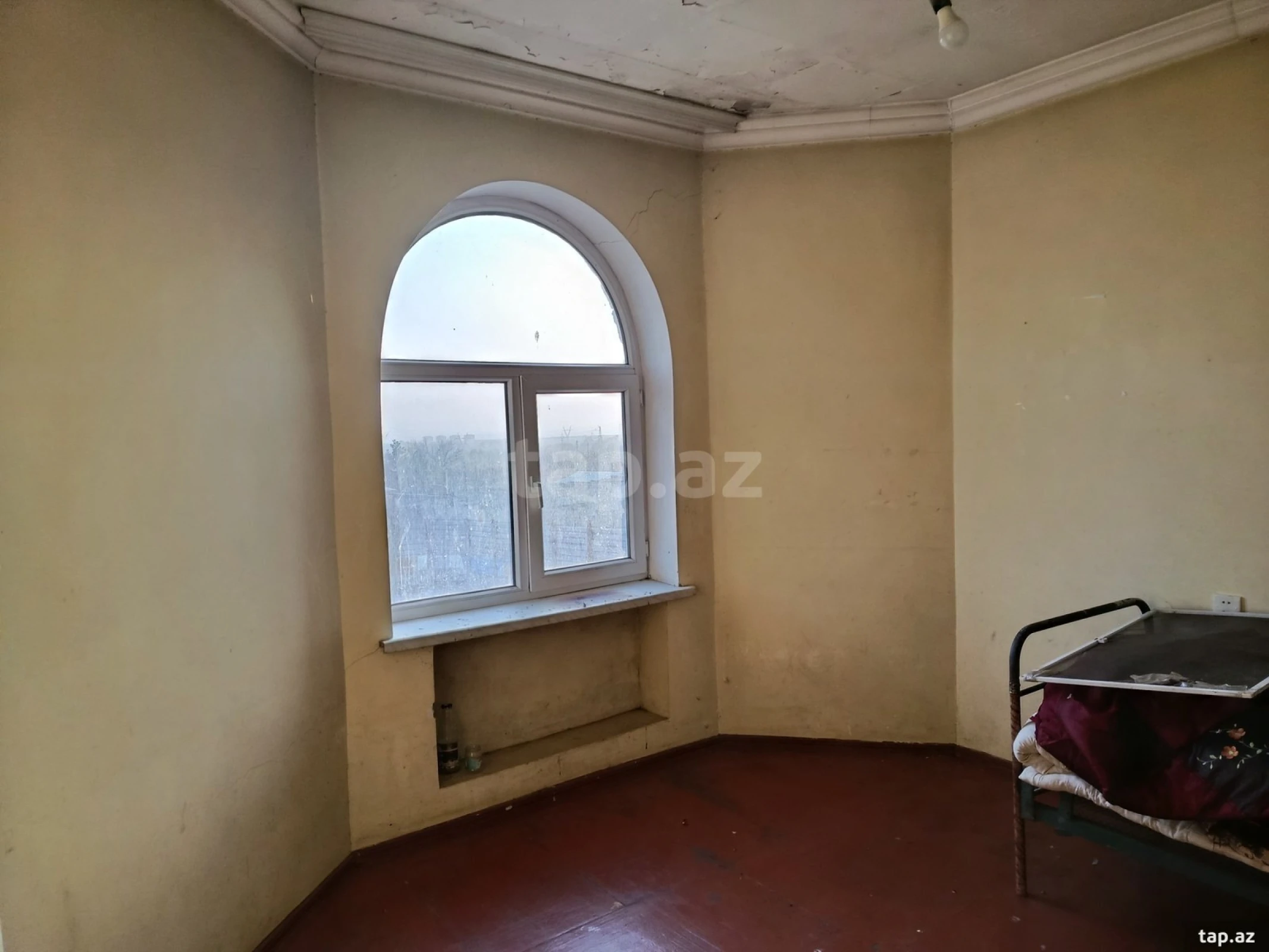 Satılır 5 otaqlı həyət evi