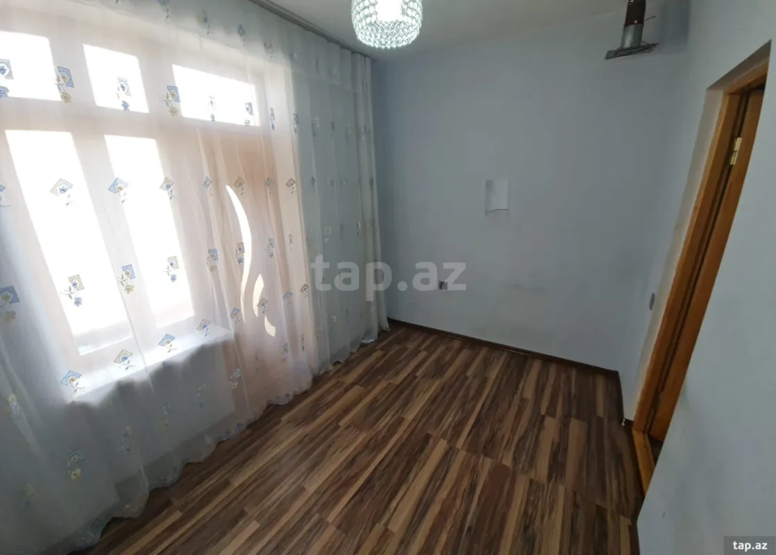 Satılır 1 otaqlı mənzil 35 m²