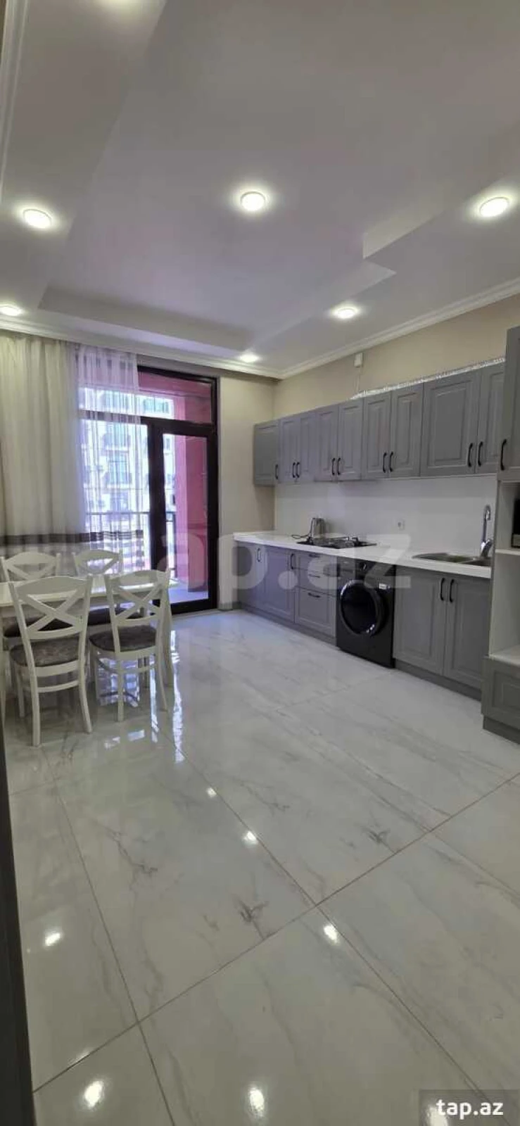 Kirayə verilir 2 otaqlı yeni tikili 97 m²