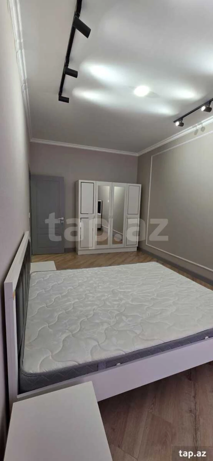 Kirayə verilir 2 otaqlı yeni tikili 97 m²
