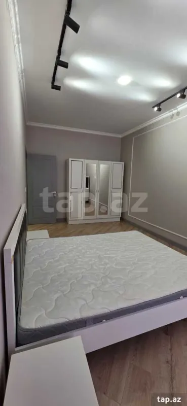 Kirayə verilir 2 otaqlı yeni tikili 97 m²