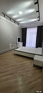 Kirayə verilir 2 otaqlı yeni tikili 97 m²