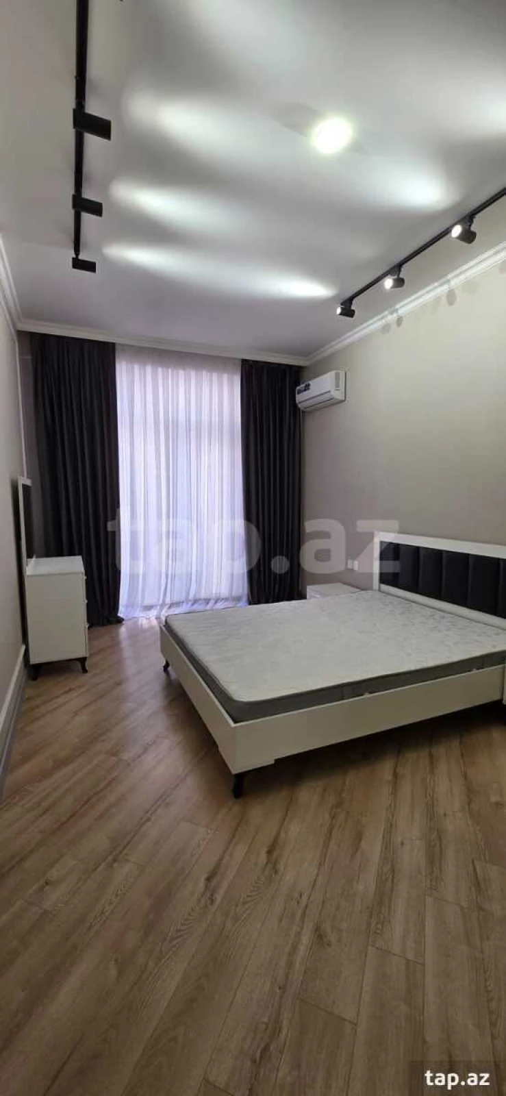 Kirayə verilir 2 otaqlı yeni tikili 97 m²