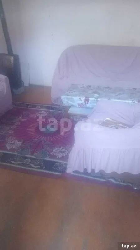 Kirayə verilir 2 otaqlı həyət evi