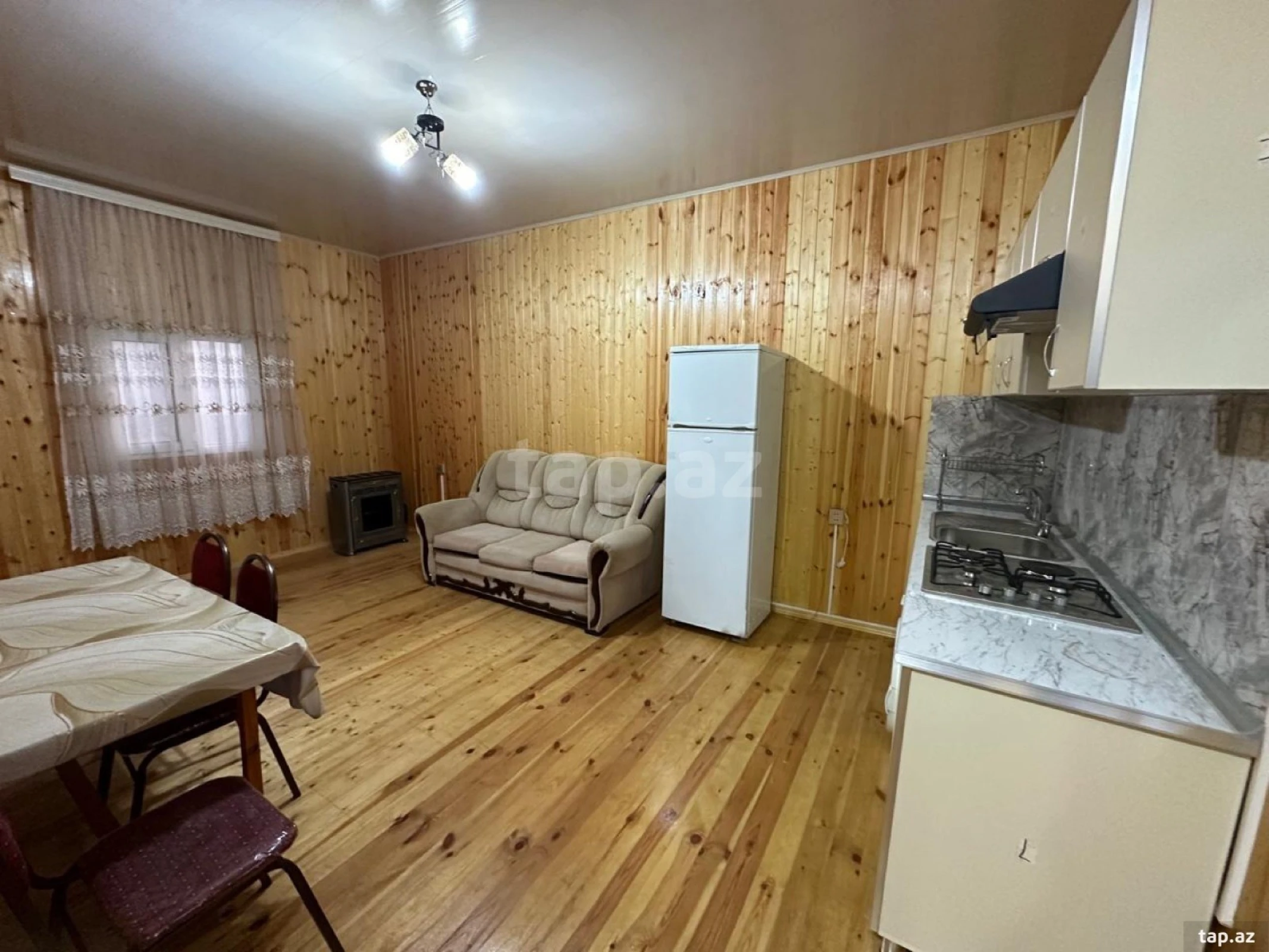 Kirayə verilir 2 otaqlı həyət evi