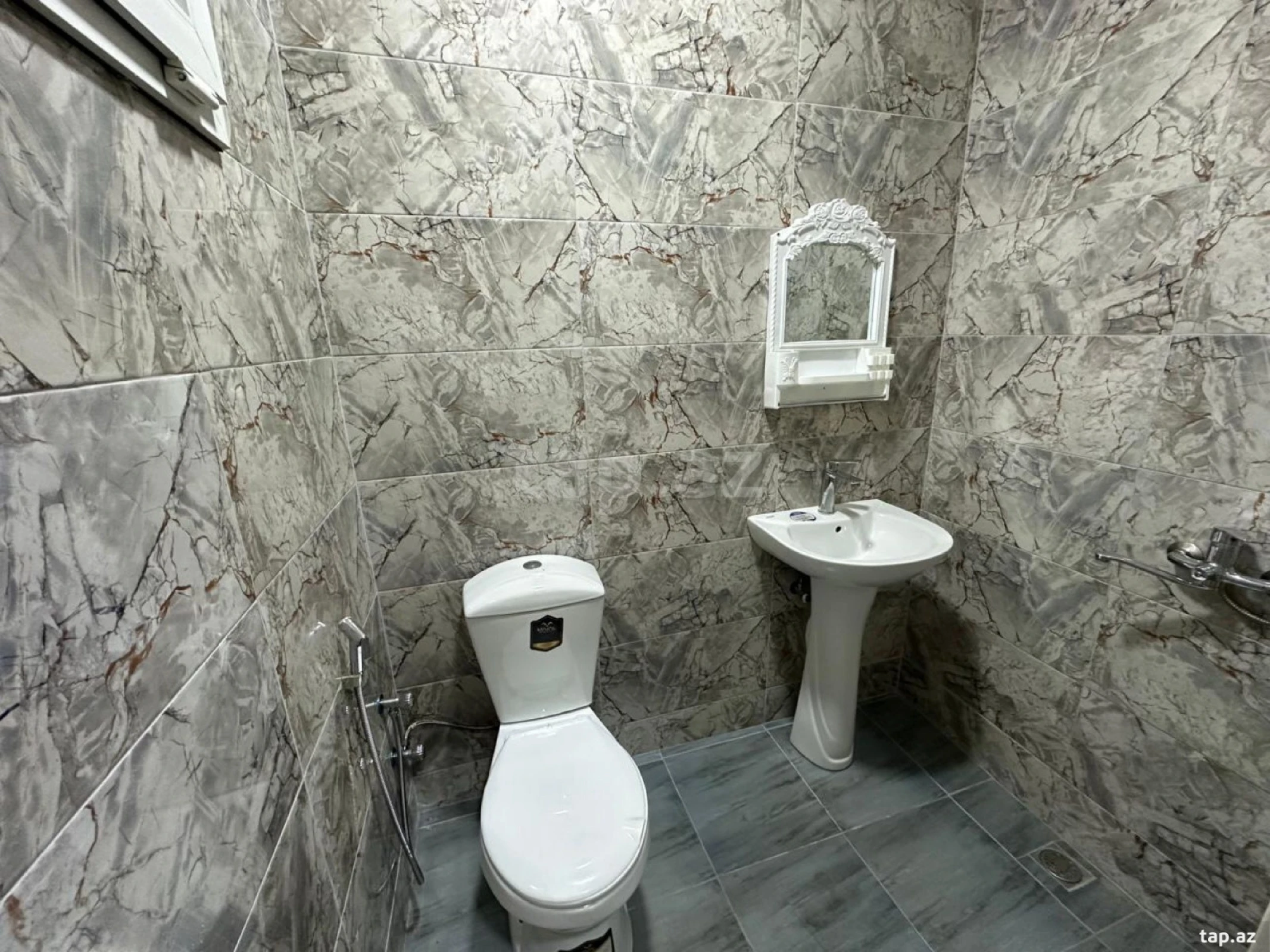 Kirayə verilir 2 otaqlı həyət evi