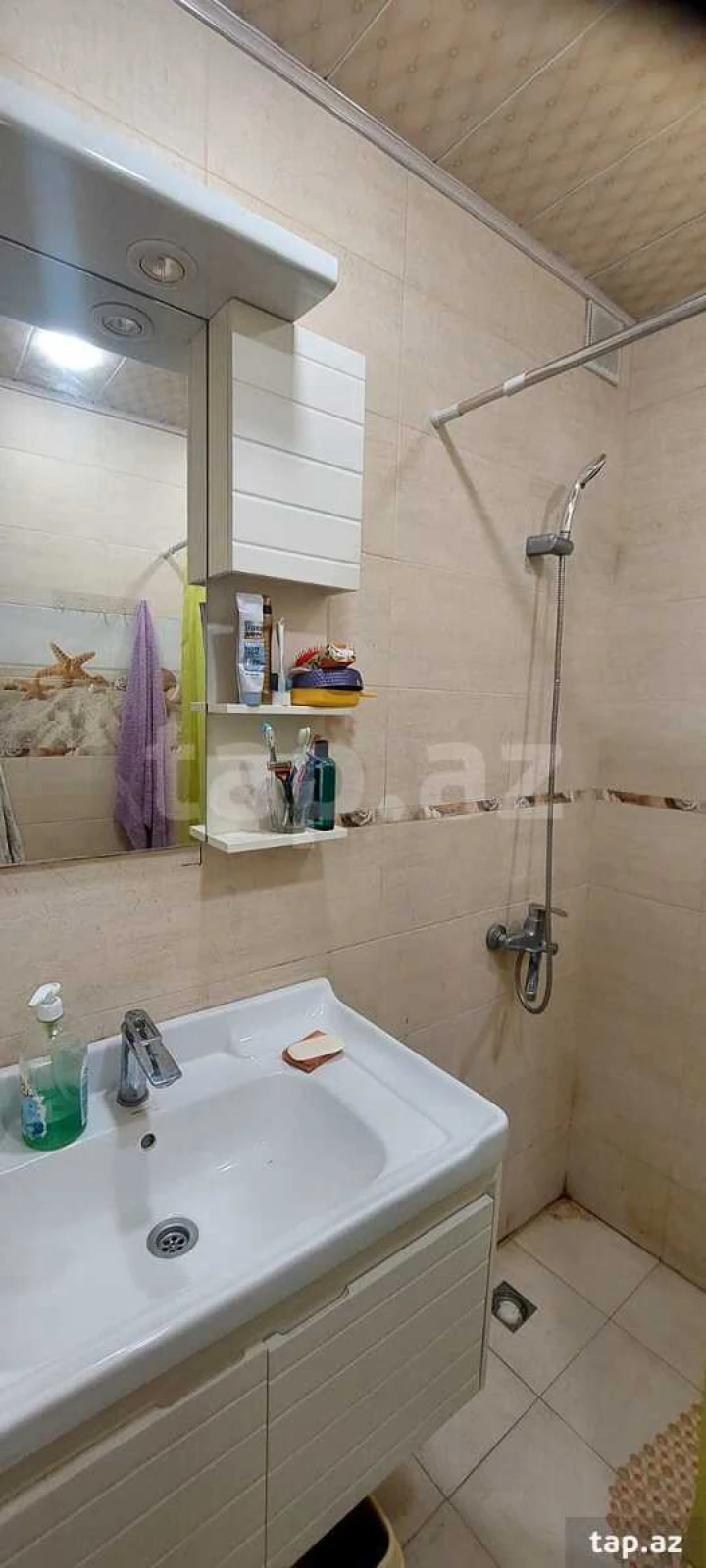 Satılır 2 otaqlı mənzil 42 m²