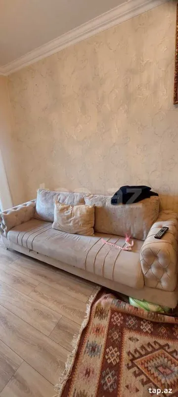 Satılır 2 otaqlı mənzil 42 m²