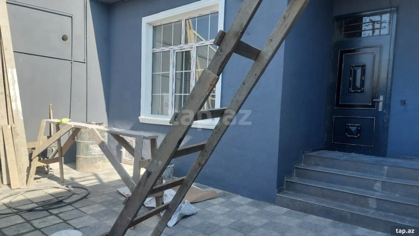 Satılır 4 otaqlı həyət evi
