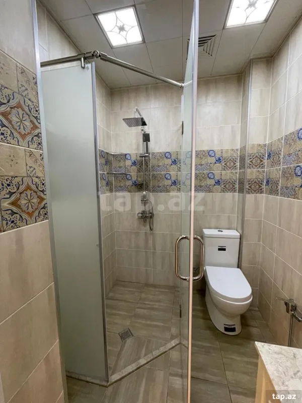 Kirayə verilir 1 otaqlı yeni tikili 40 m²