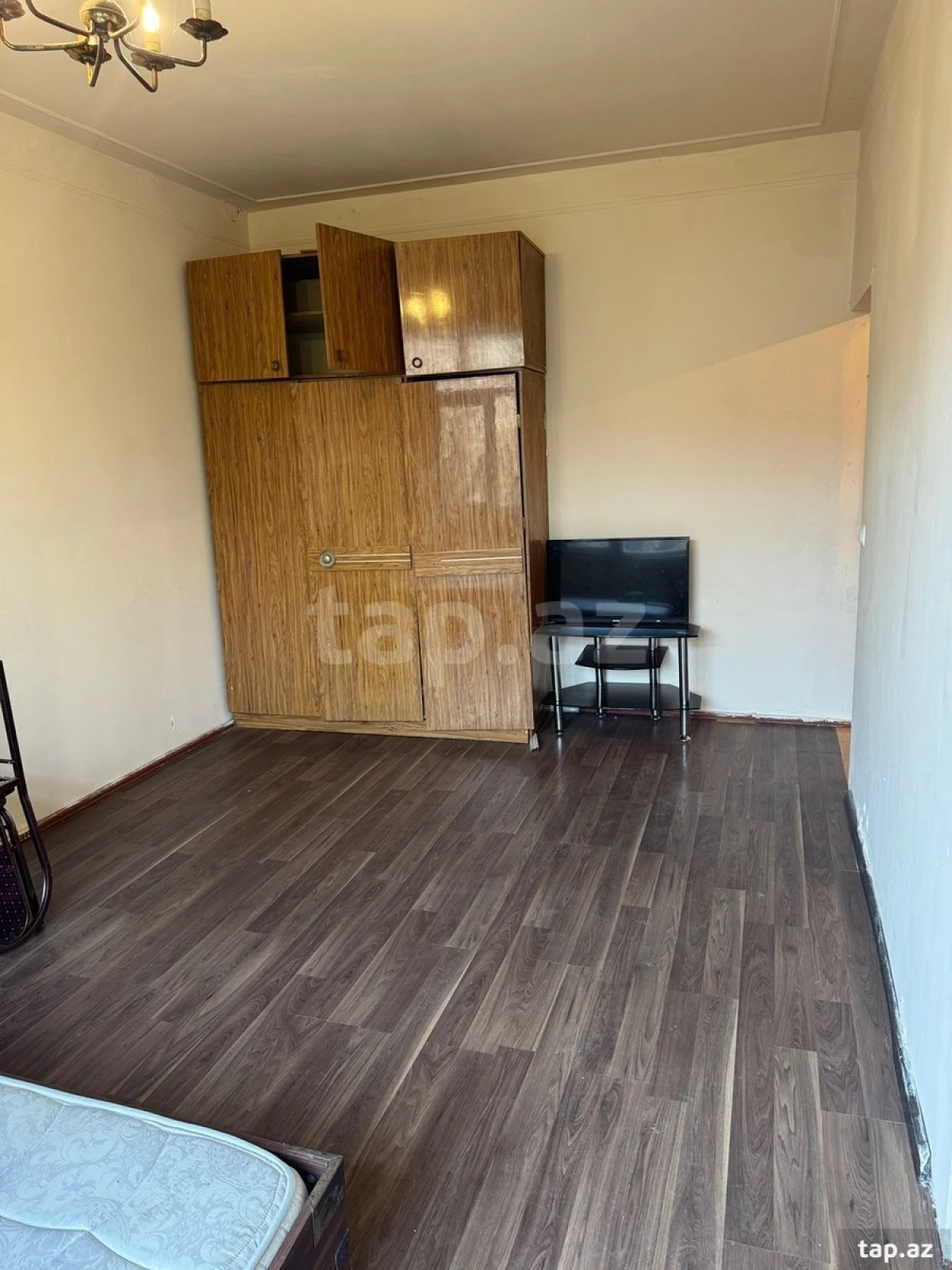 Satılır 1 otaqlı mənzil 45 m²