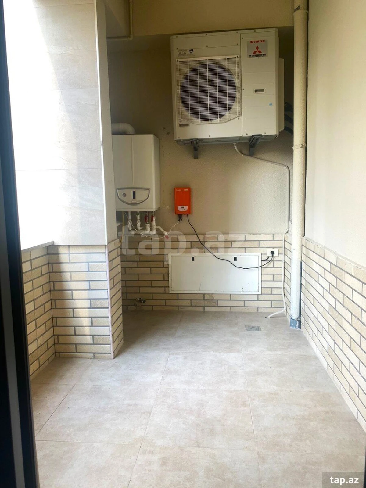 Kirayə verilir 2 otaqlı yeni tikili 93 m²