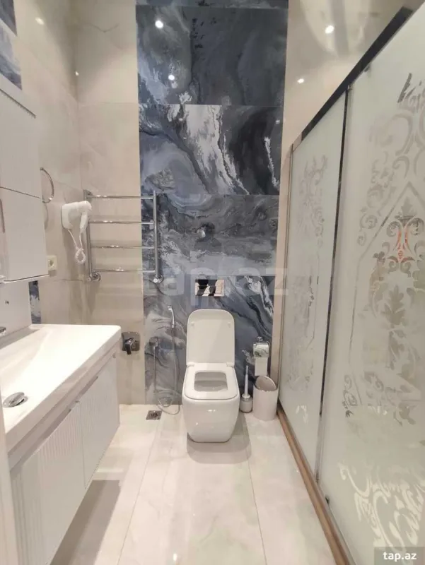 Kirayə verilir 2 otaqlı yeni tikili 93 m²