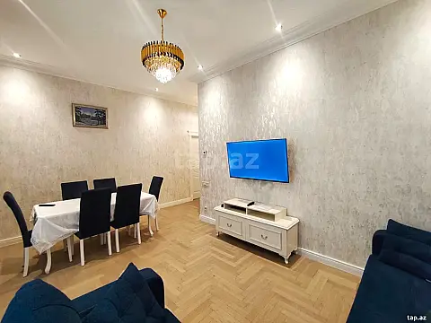 Kirayə verilir 2 otaqlı yeni tikili 93 m²