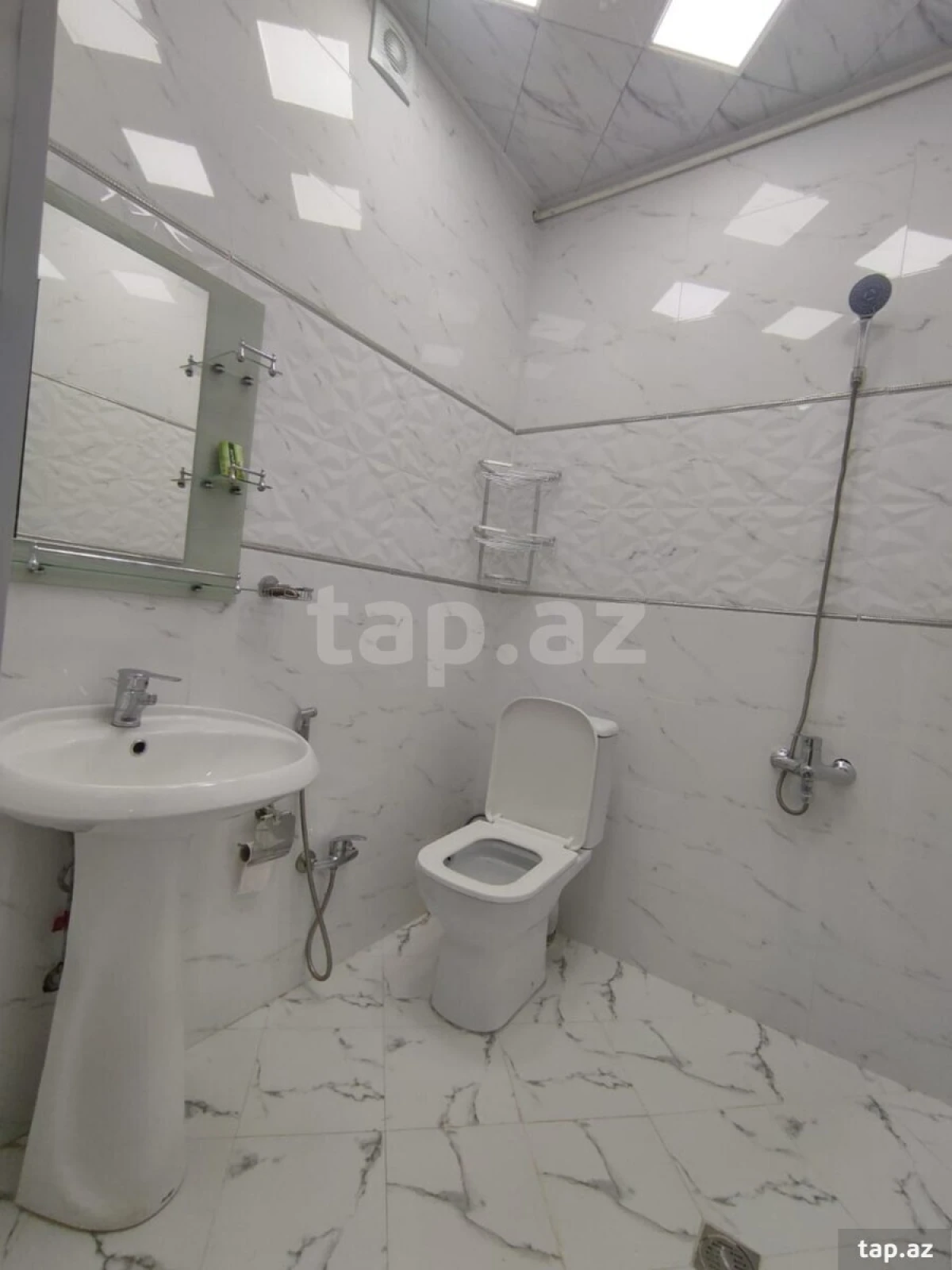 Satılır 2 otaqlı yeni tikili 55 m²