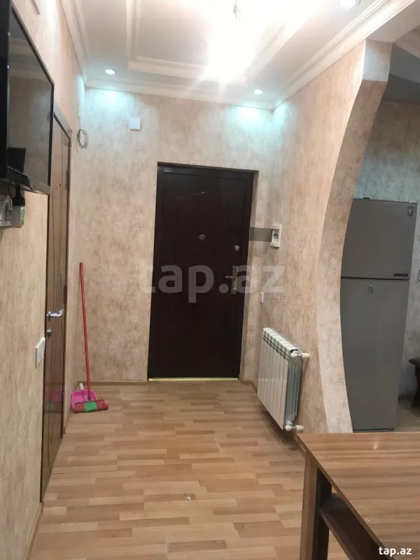 Kirayə verilir 2 otaqlı yeni tikili 50 m²