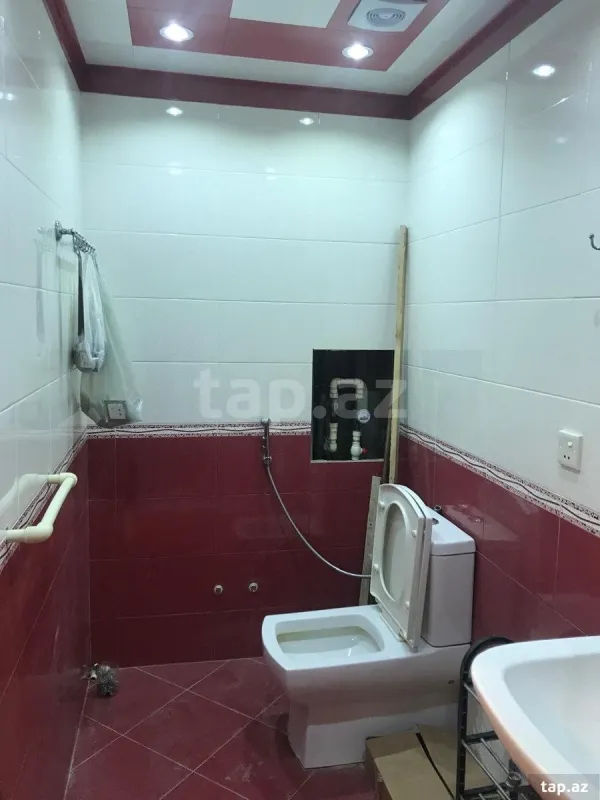 Kirayə verilir 2 otaqlı yeni tikili 50 m²