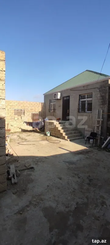 Satılır 3 otaqlı həyət evi