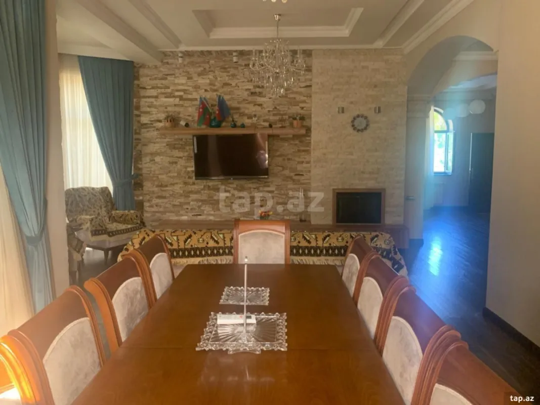 Satılır 5 otaqlı həyət evi