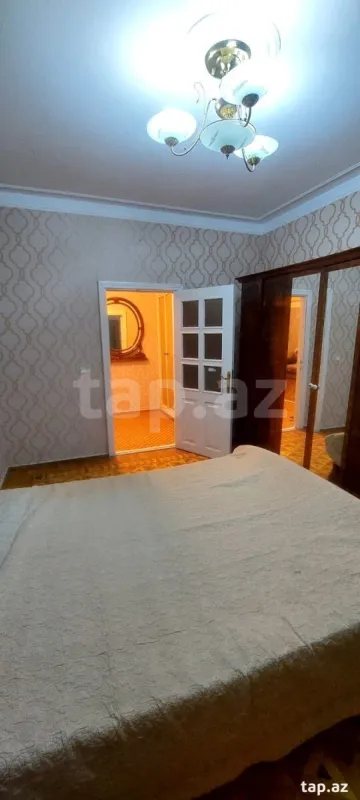 Kirayə verilir 2 otaqlı mənzil 70 m²
