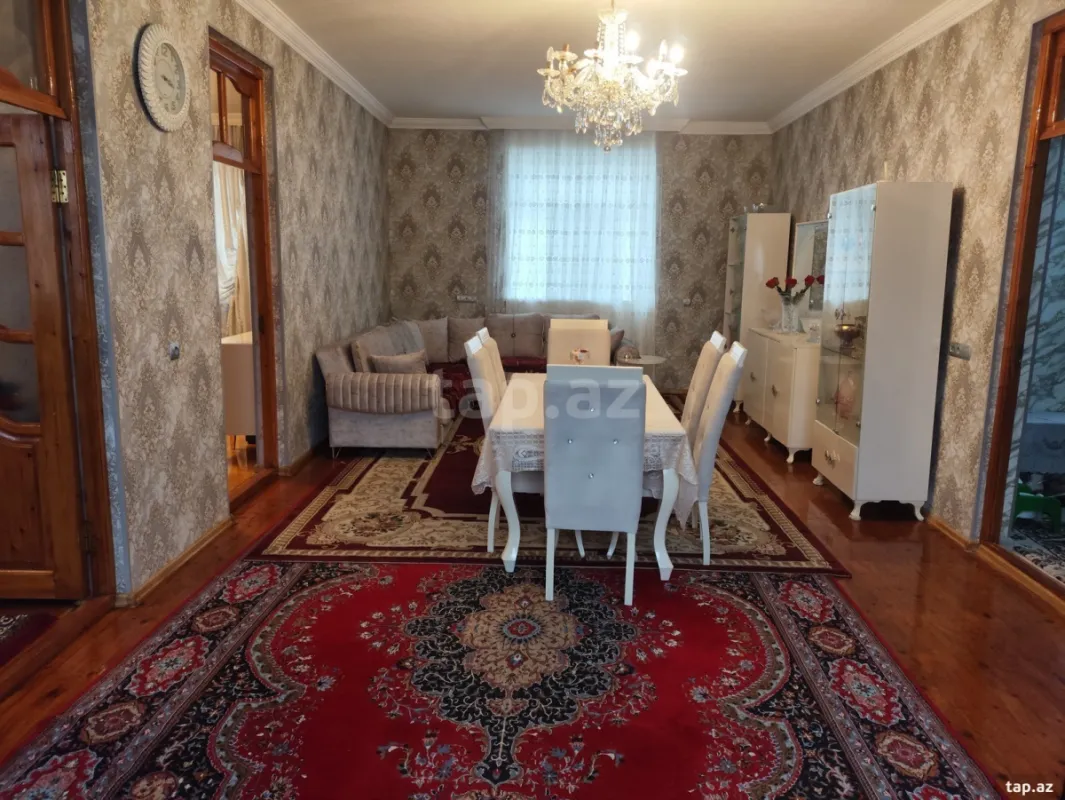 Satılır 3 otaqlı həyət evi
