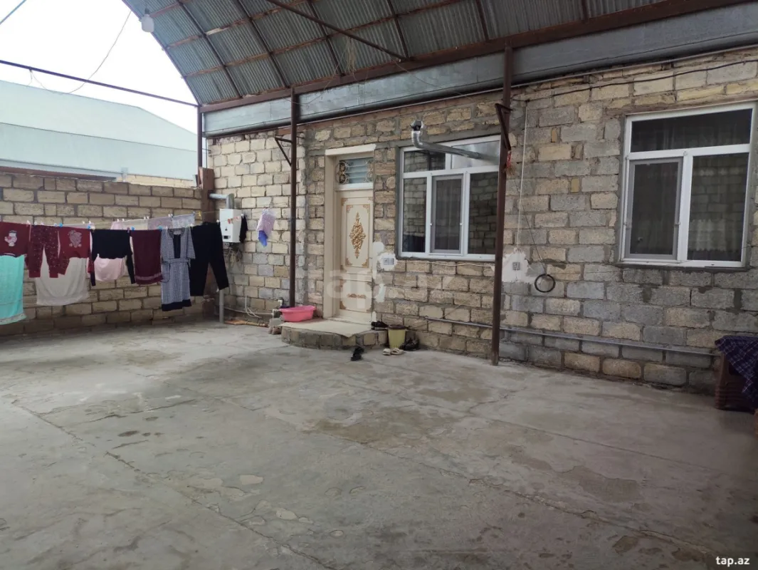 Satılır 3 otaqlı həyət evi