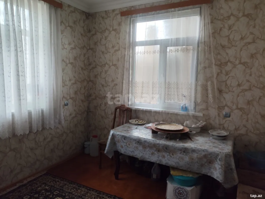 Satılır 3 otaqlı həyət evi