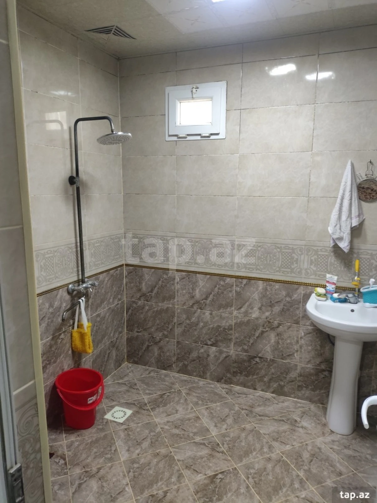 Satılır 3 otaqlı həyət evi