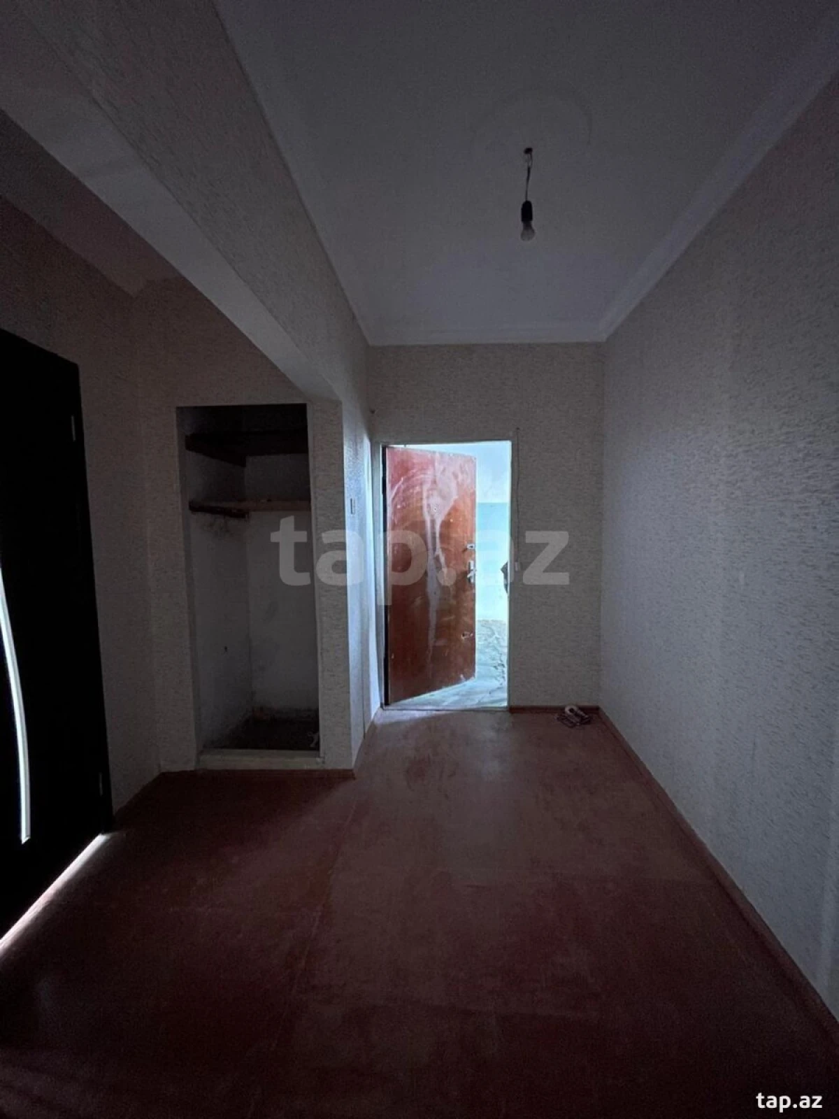 Satılır 3 otaqlı yeni tikili 70 m²