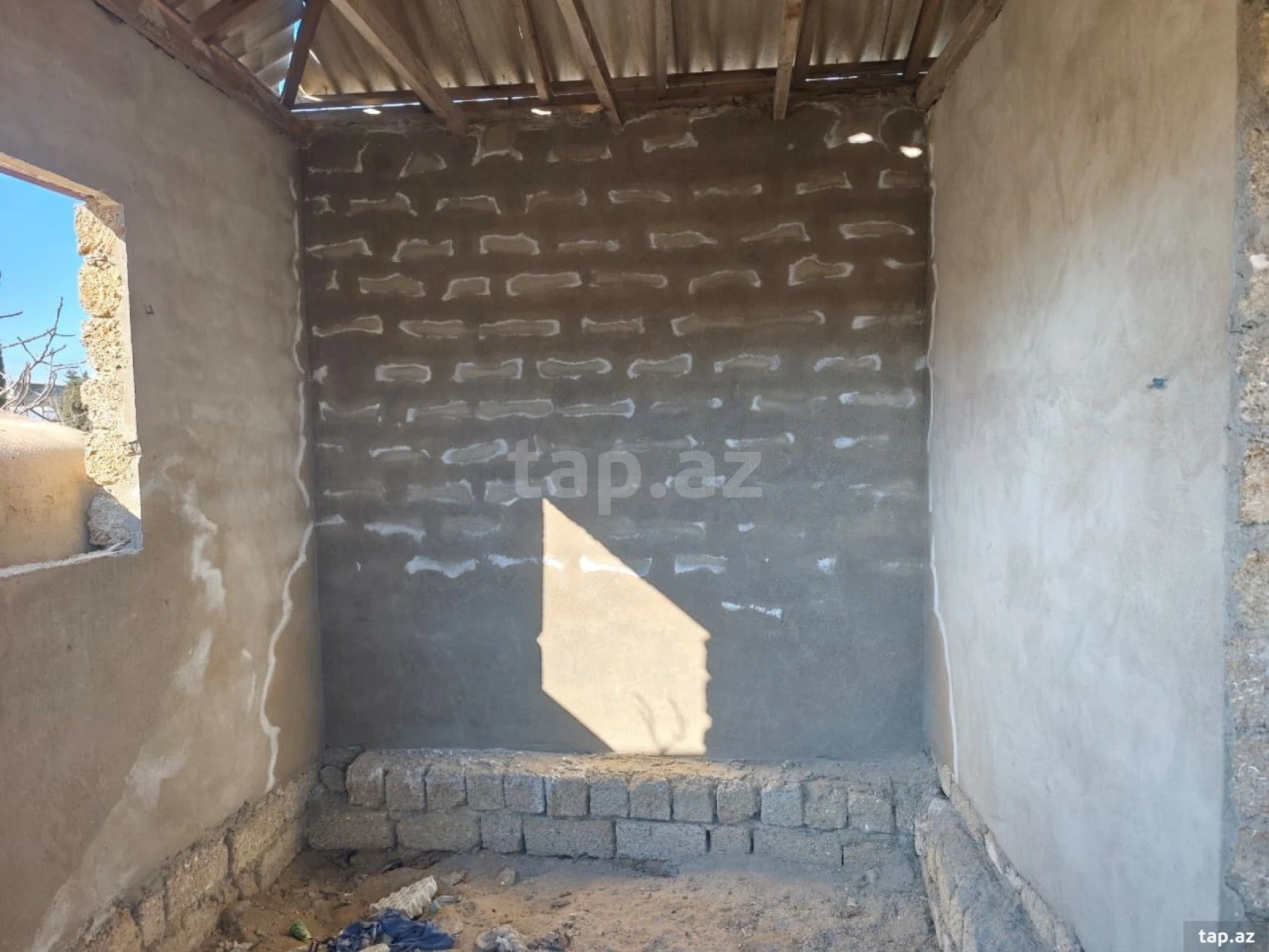 Satılır 2 otaqlı həyət evi