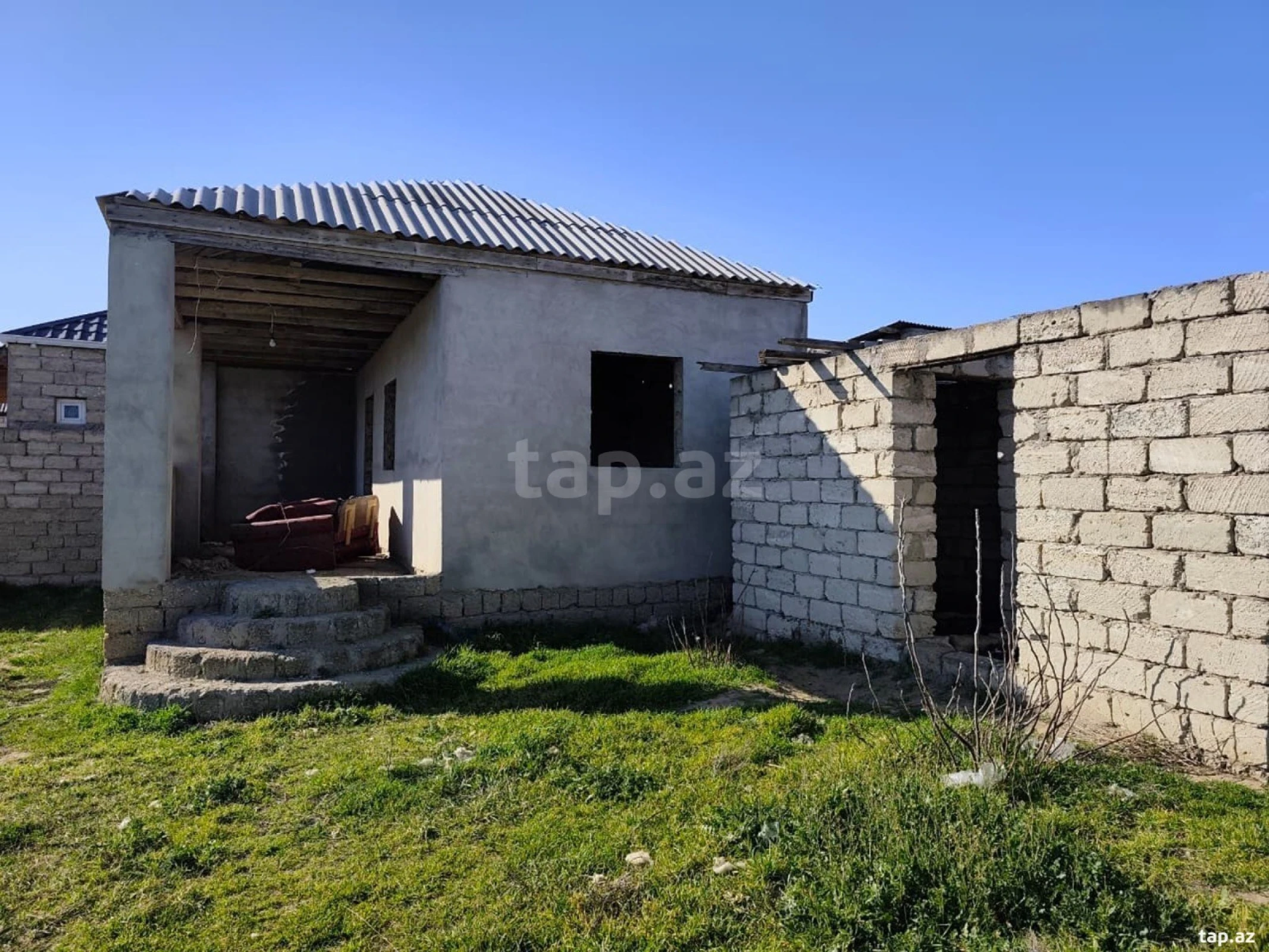 Satılır 2 otaqlı həyət evi