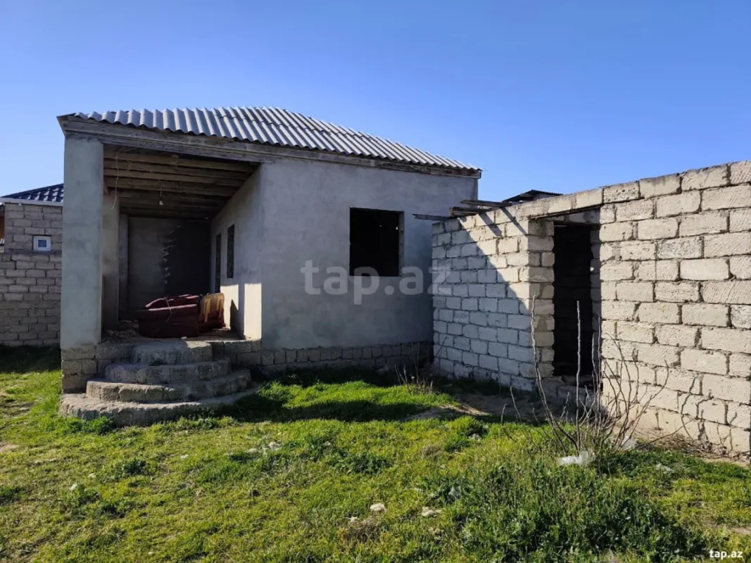 Satılır 2 otaqlı həyət evi