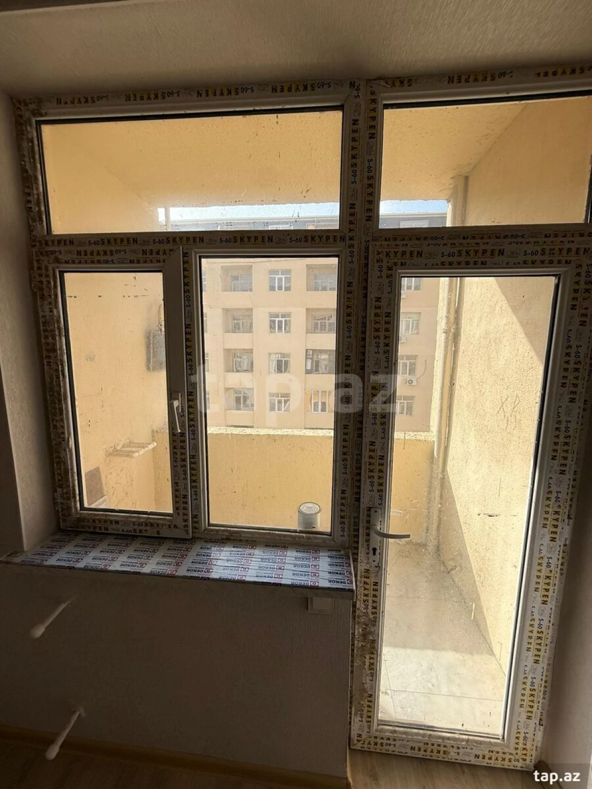 Satılır 2 otaqlı yeni tikili 50 m²