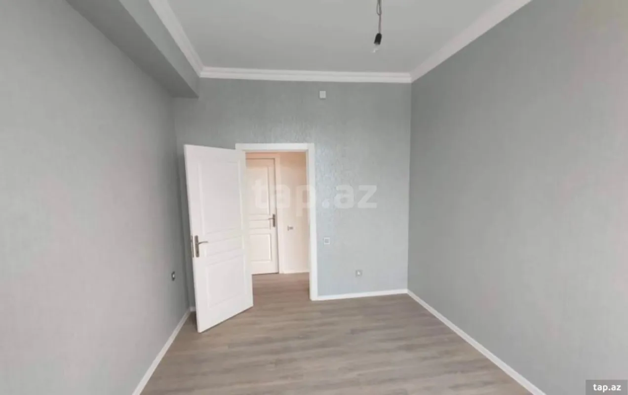 Satılır 4 otaqlı yeni tikili 110 m²