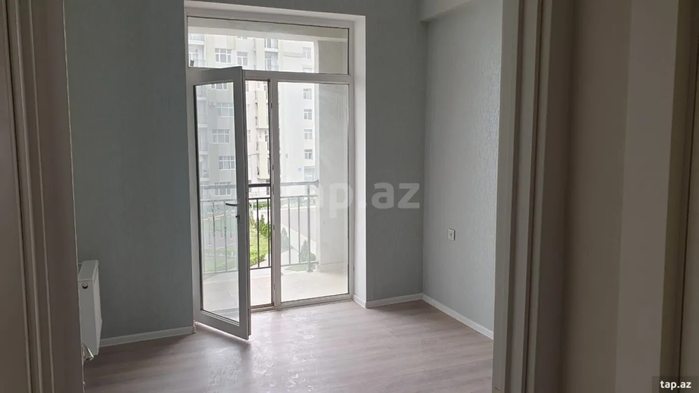 Satılır 4 otaqlı yeni tikili 110 m²