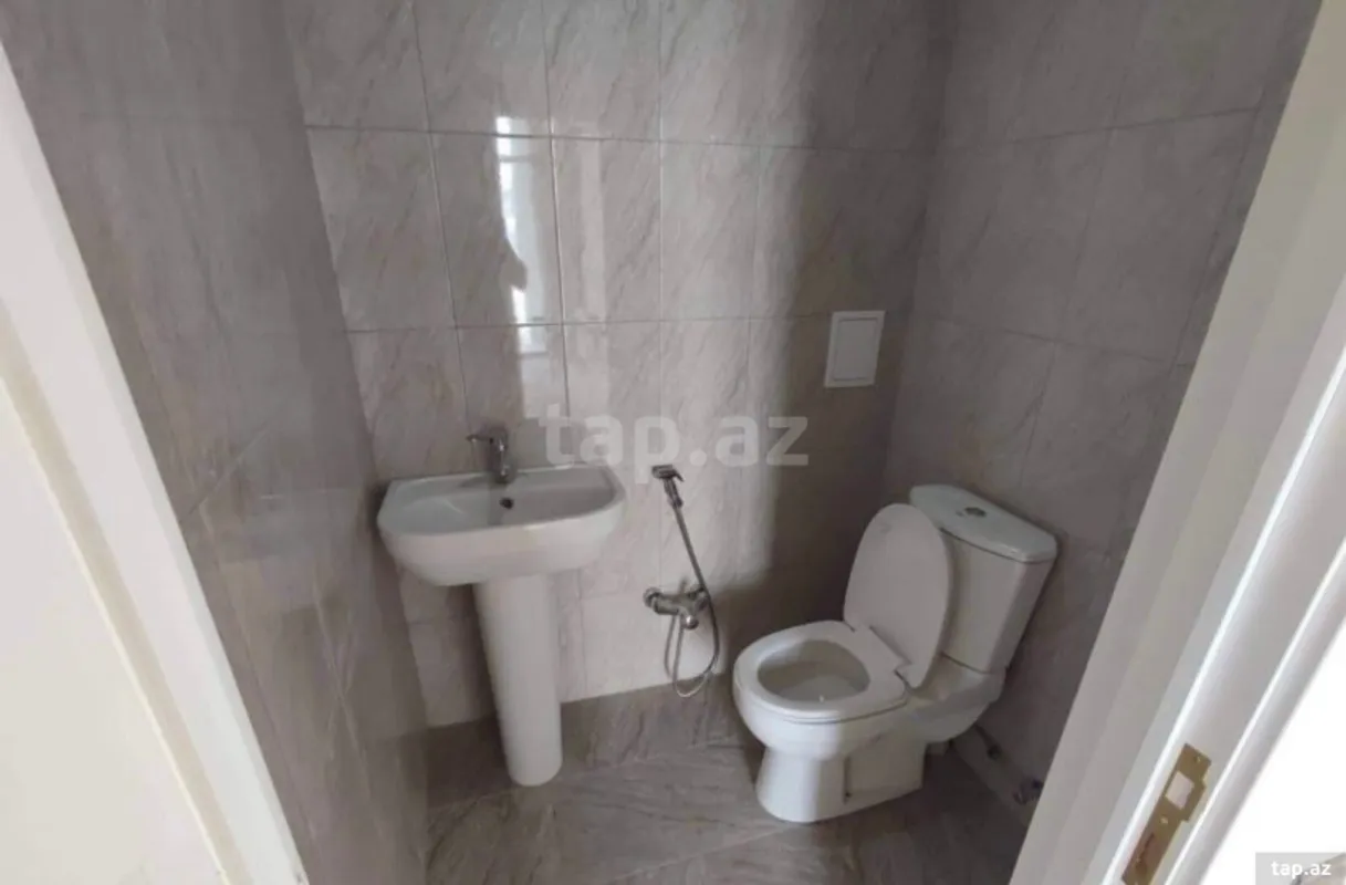 Satılır 4 otaqlı yeni tikili 110 m²
