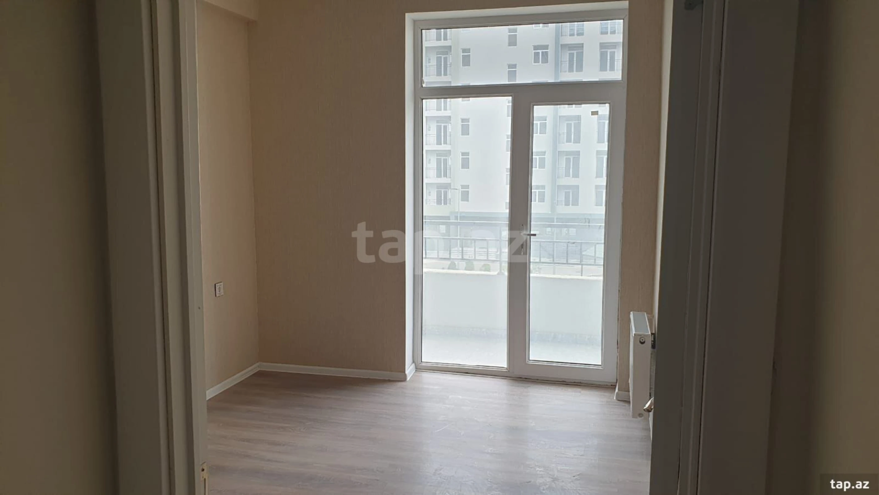 Satılır 4 otaqlı yeni tikili 110 m²