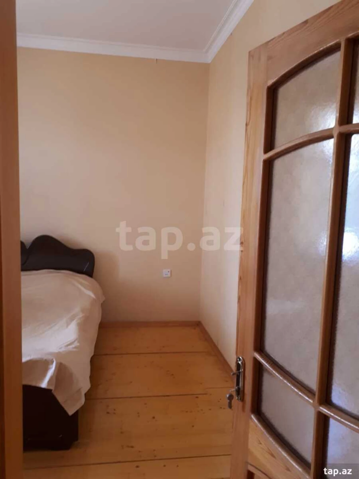 Satılır 5 otaqlı həyət evi