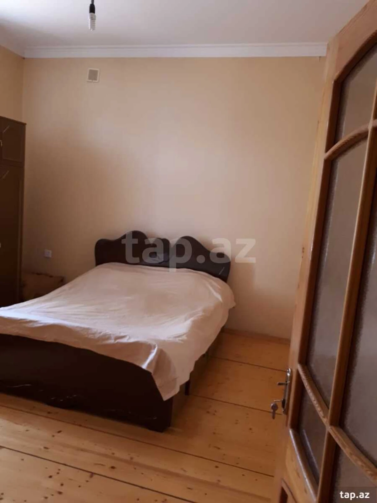 Satılır 5 otaqlı həyət evi