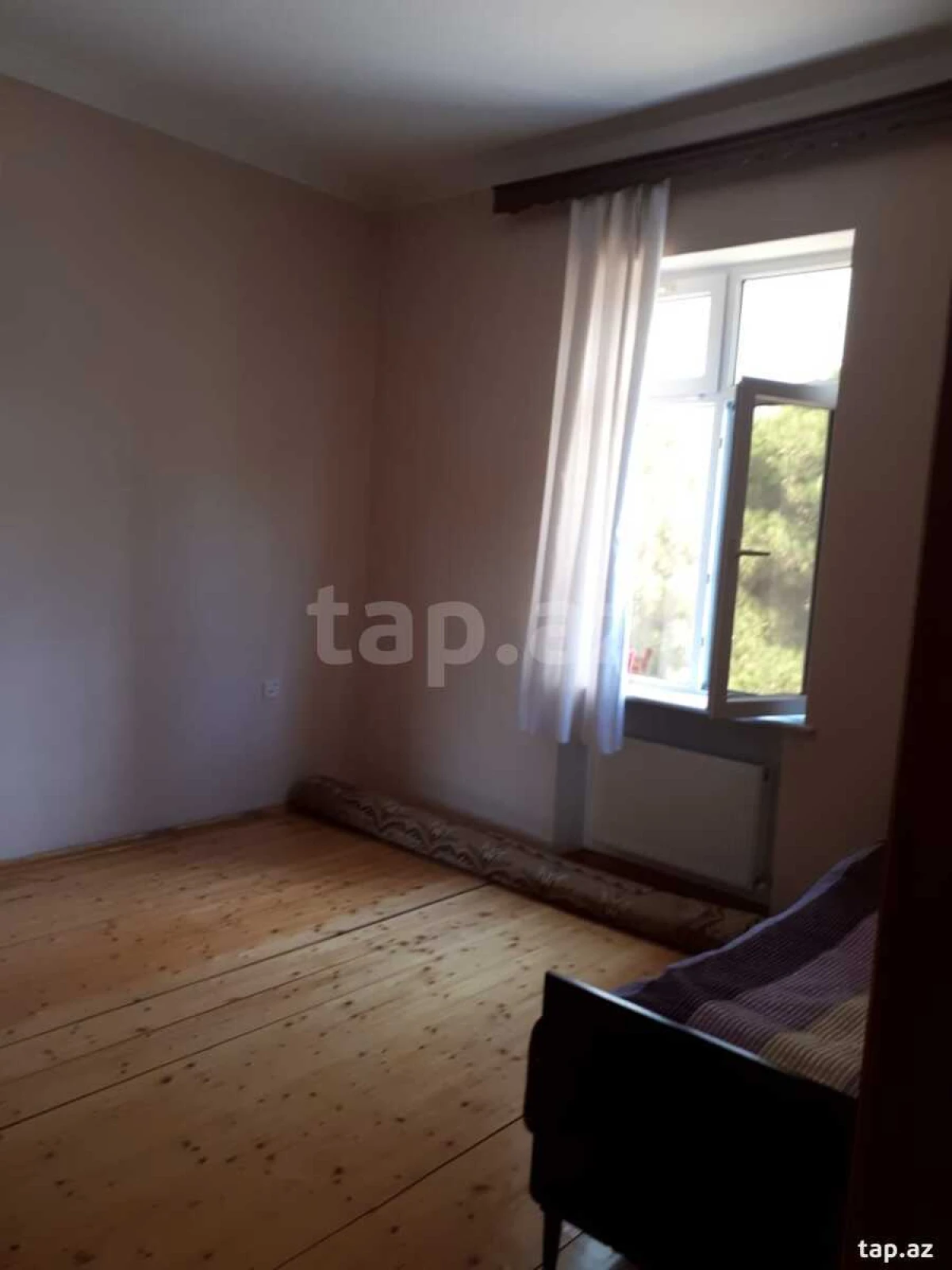 Satılır 5 otaqlı həyət evi