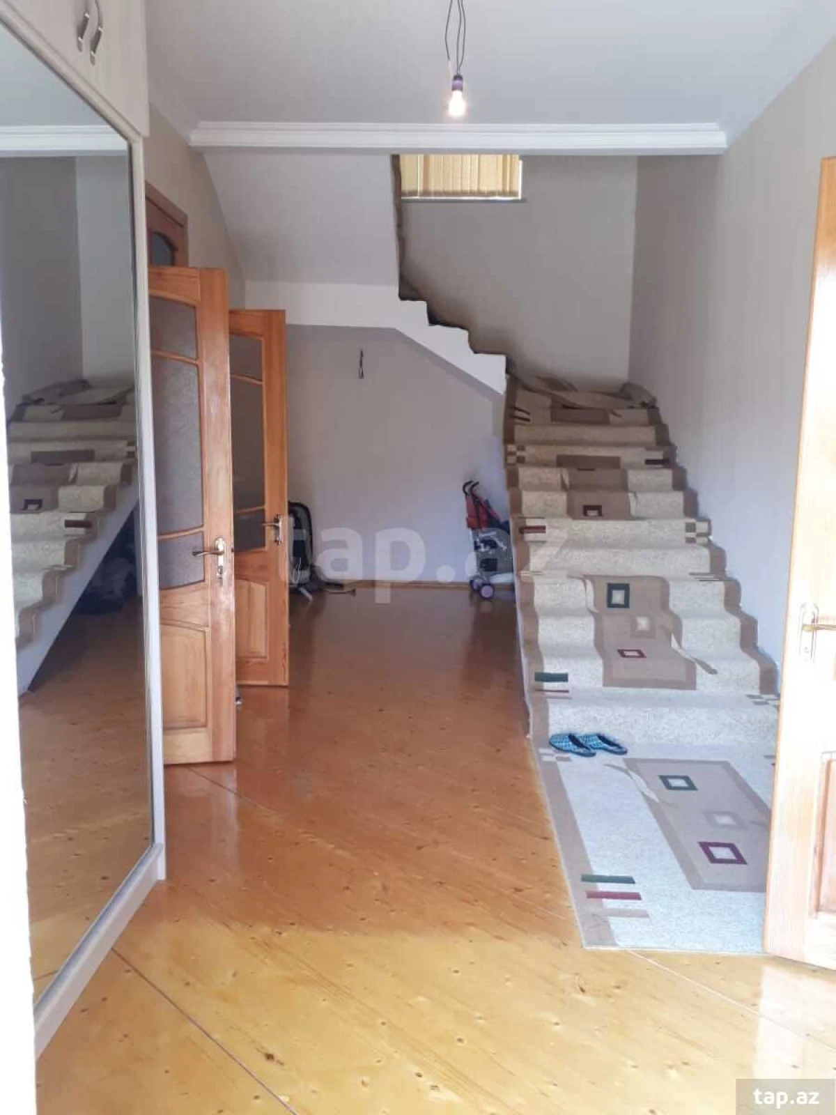 Satılır 5 otaqlı həyət evi