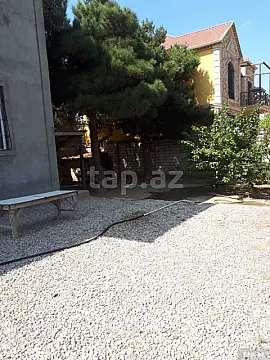 Satılır 5 otaqlı həyət evi