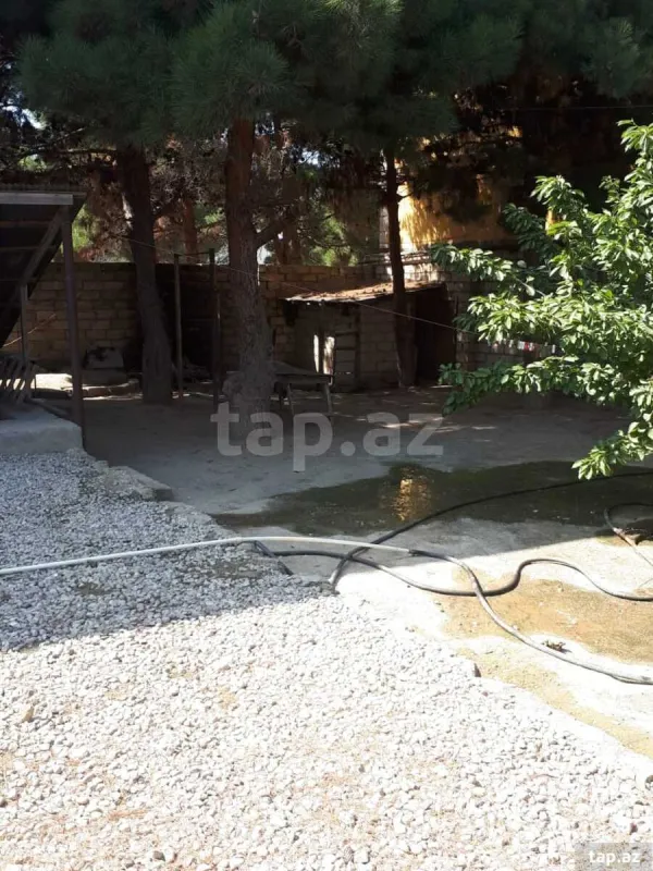 Satılır 5 otaqlı həyət evi