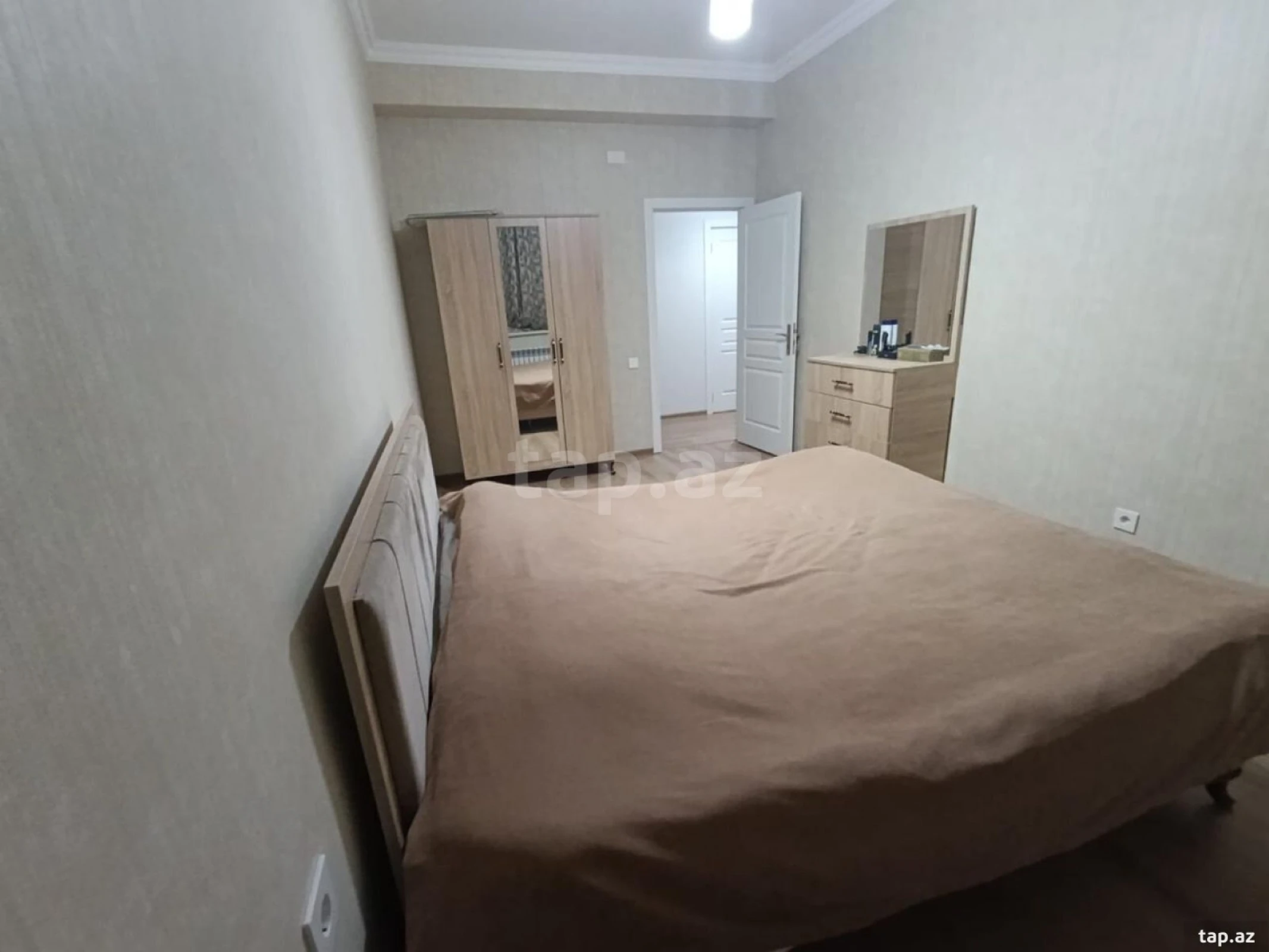 Kirayə verilir 2 otaqlı yeni tikili 62 m²