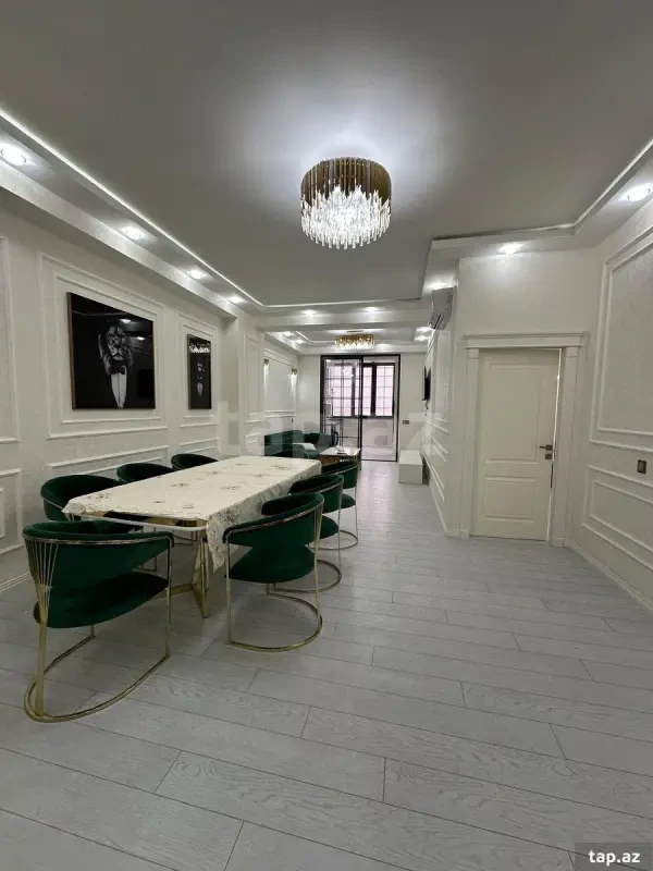 Satılır 2 otaqlı yeni tikili 89 m²