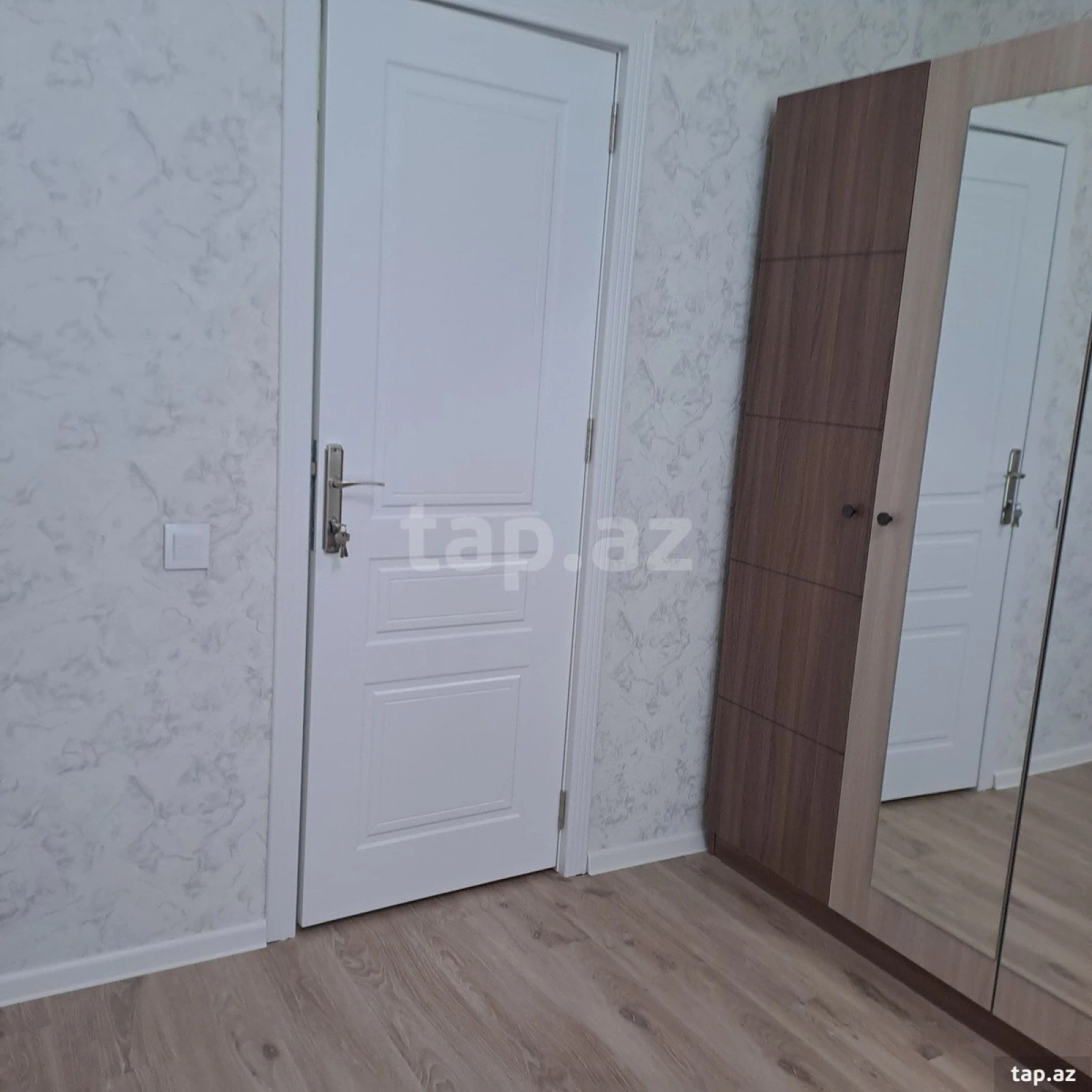 Kirayə verilir 3 otaqlı yeni tikili 90 m²