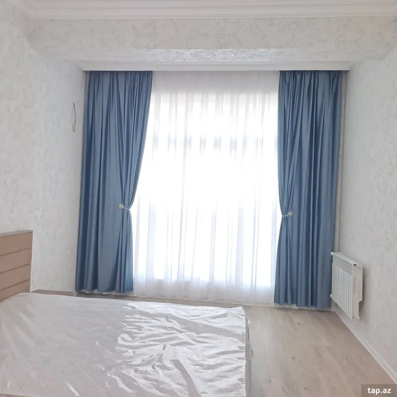 Kirayə verilir 3 otaqlı yeni tikili 90 m²